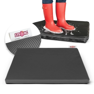 Antypoślizgowa mata dezynfekcyjna w gospodarstwie dla trzody STRONG 50x60x4 cm